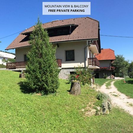 Hotel Tourist Farm Pacnik Resnik Exterior foto